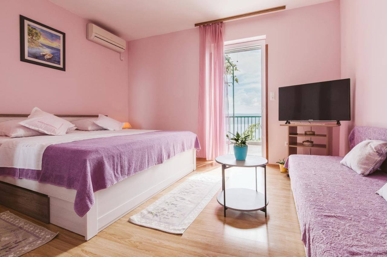 Apartment Kuzmanić Lokva Rogoznica Dış mekan fotoğraf