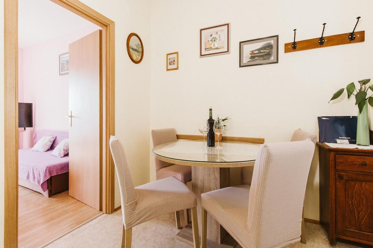 Apartment Kuzmanić Lokva Rogoznica Dış mekan fotoğraf